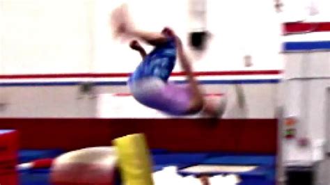 Back Handspring Tuck