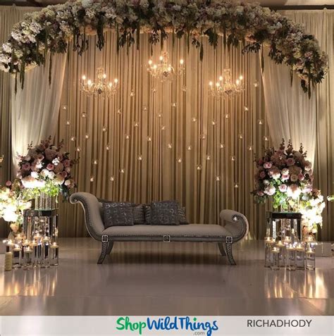 10 Simple and Stunning Wedding Backdrop Ideas on Love the Day