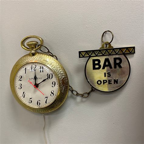 Backwards Bar Clock