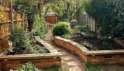 Backyard Garden Bed Ideas
