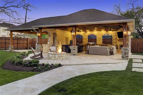 backyard designs texas