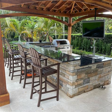 Backyard Ideas With Bar