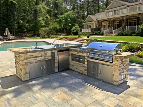 backyard kitchen island