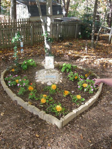 PERSONALIZED PET MEMORIAL STONE GRAVE MARKER TREE DEDICATION GARDEN