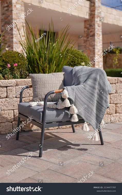 backyard throw blanket