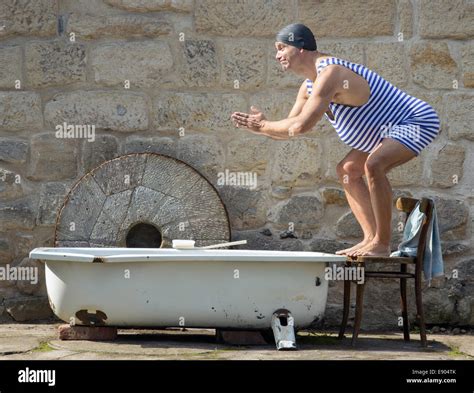 Shape Badeanzug Gr. 36 Schwarz Damen Bademode Schwimmanzug Einteiler