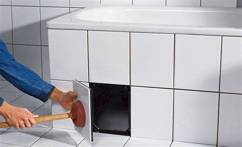 Revisionsklappe Badewanne