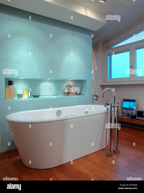 Freistehende Badewanne Jazz Plus Acryl Weiß 170 X 80 Cm Badewelt von Freistehende Badewanne