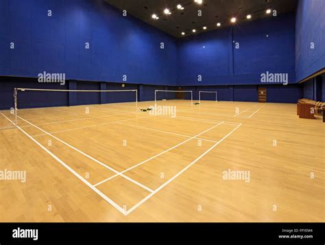 badminton courts in mumbai