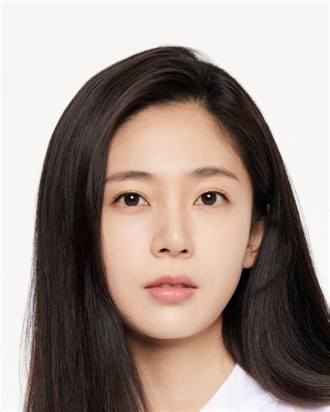 baek jin-hee age