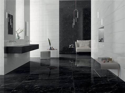 bagno gres porcellanato effetto marmo nero
