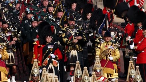 bagpipes at the queen's funeral