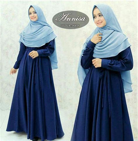 7 Warna Hijab Yang Cocok Untuk Baju Warna Navy