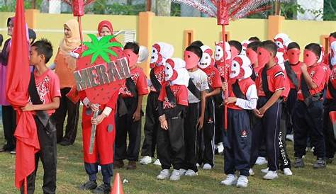 Baju Rumah Sukan Sekolah