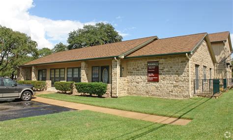 bakery near 13740 n highway 183