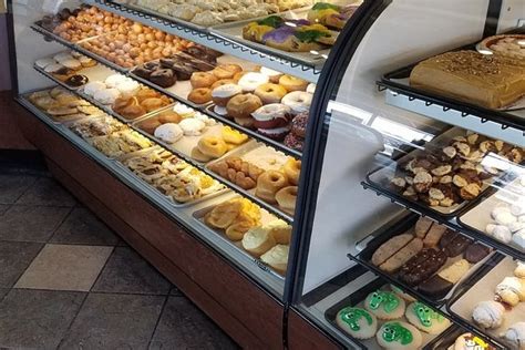 bakery near me 45069