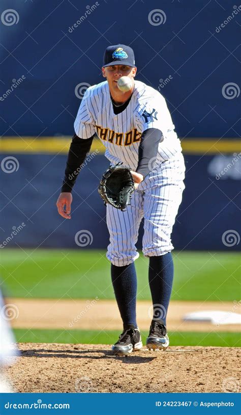 ball return baseball