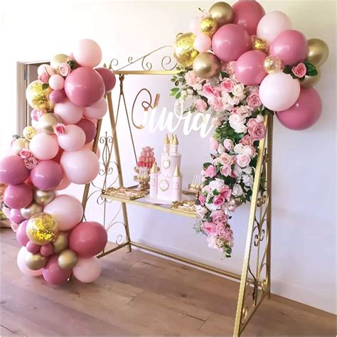 balloon garland with flowers