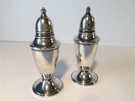 balloon salt and pepper shakers silver