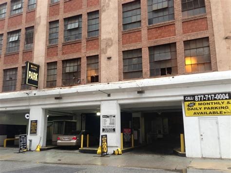 baltimore city parking garages