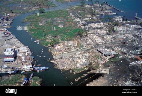 banda aceh indonesia tsunami 2004