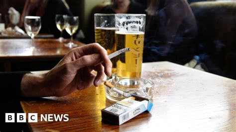 banned smoking in pubs