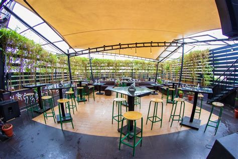 bar and restaurant in banjara hills