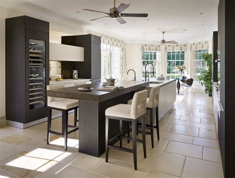 Bar Seating In Kitchen