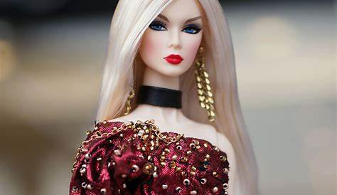 Barbie Fashion Looks In Iconic Blid Outfit Doll Buy In Iconic Blid