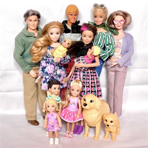 barbie family of dolls