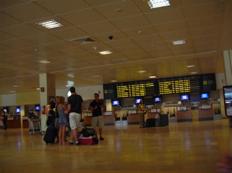 barcellona girona aeroporto