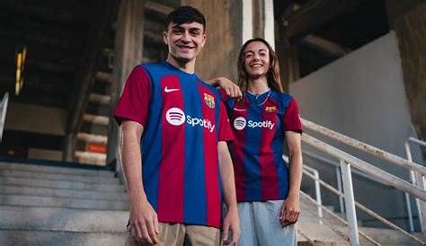 Barcelona Jersey Outfit