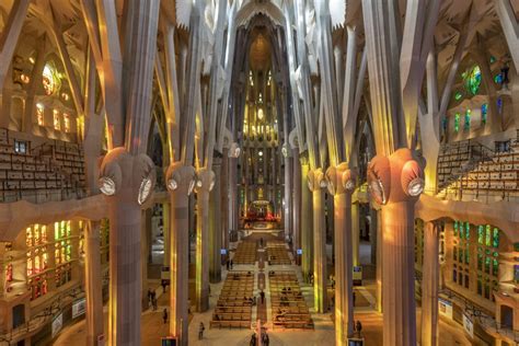 barcelona cathedral sagrada familia tickets