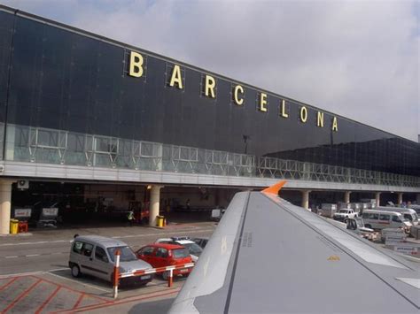 barcelona international airport spain