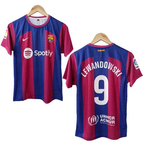 barcelona lewandowski 2023/24 kit