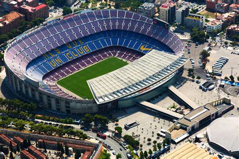 barcelona soccer stadium name