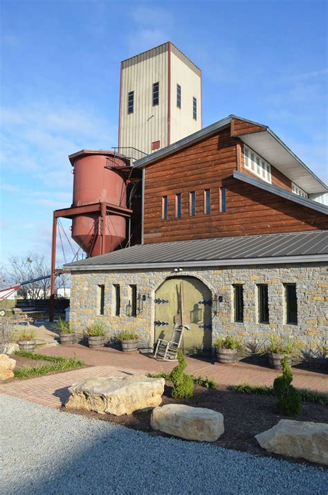 bardstown kentucky bourbon distillery