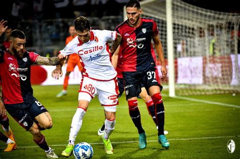 bari cagliari calcio formazioni