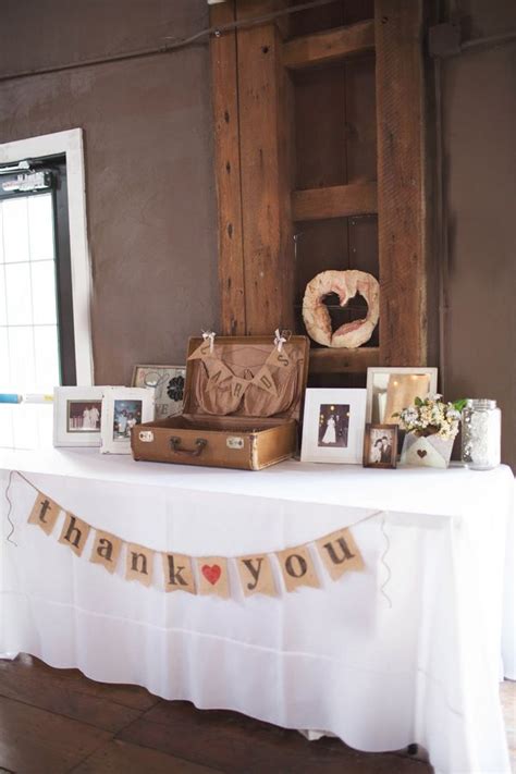 Barn Wedding Gift Table Ideas