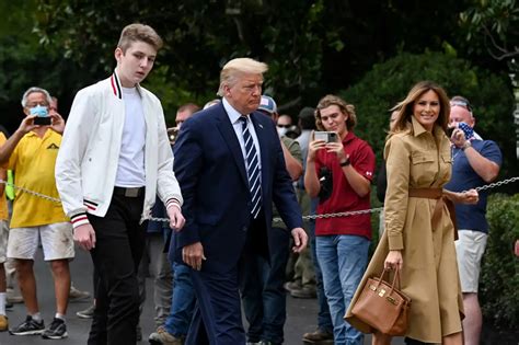 barron trump height 2016 to 2019