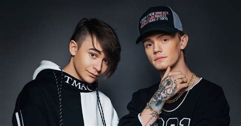 bars and melody tour