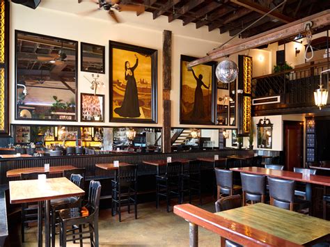 Uncover the Best Bars in Ballard: A Nightlife Guide You Won't Want to Miss