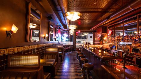 Uncover the Best Bars in Hollywood: A Nightlife Guide You Won't Want to Miss
