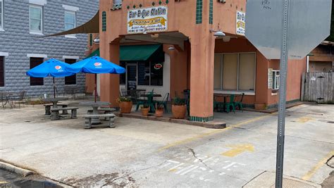 bars in independence la