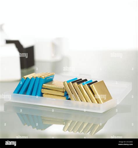 Bars That Close At 2