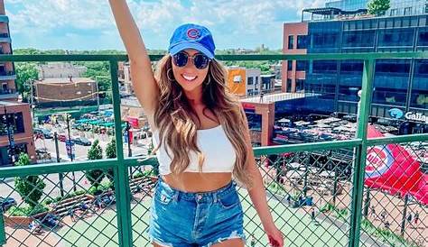 Perfect Baseball Game Outfit Ideas You Must Wear This Summer 24