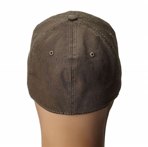 Baseball Cap With Closed Back
