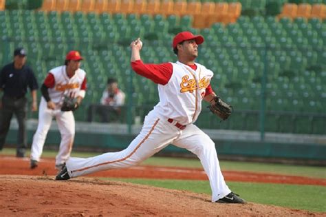 Baseball Pitcher Spanish