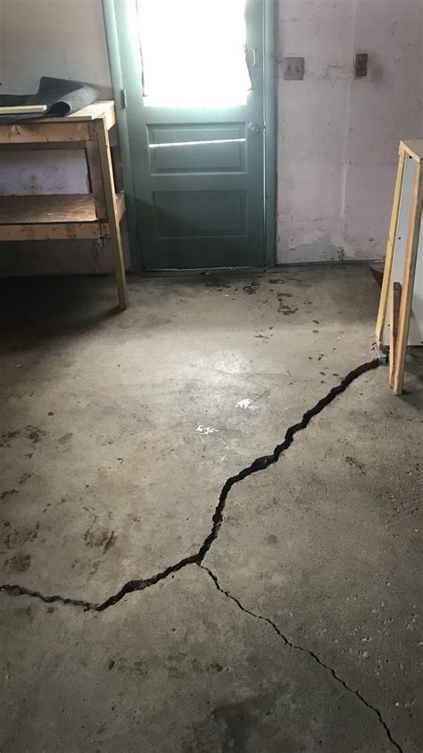 basement floor cracks new construction