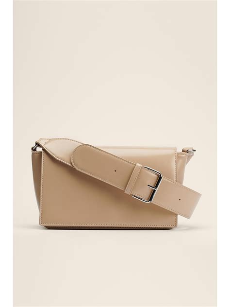 Basic Wide Strap Crossbody Bag